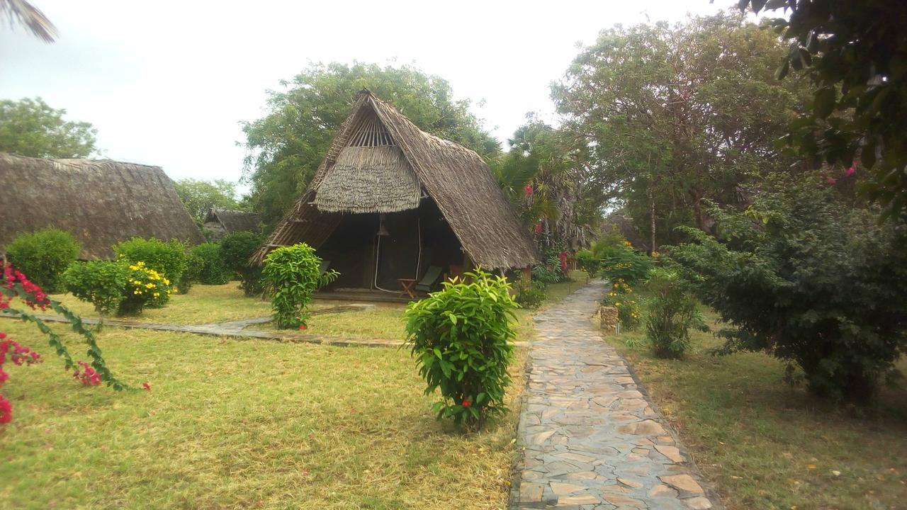 Bahari Pori Resort Pangani Exterior photo