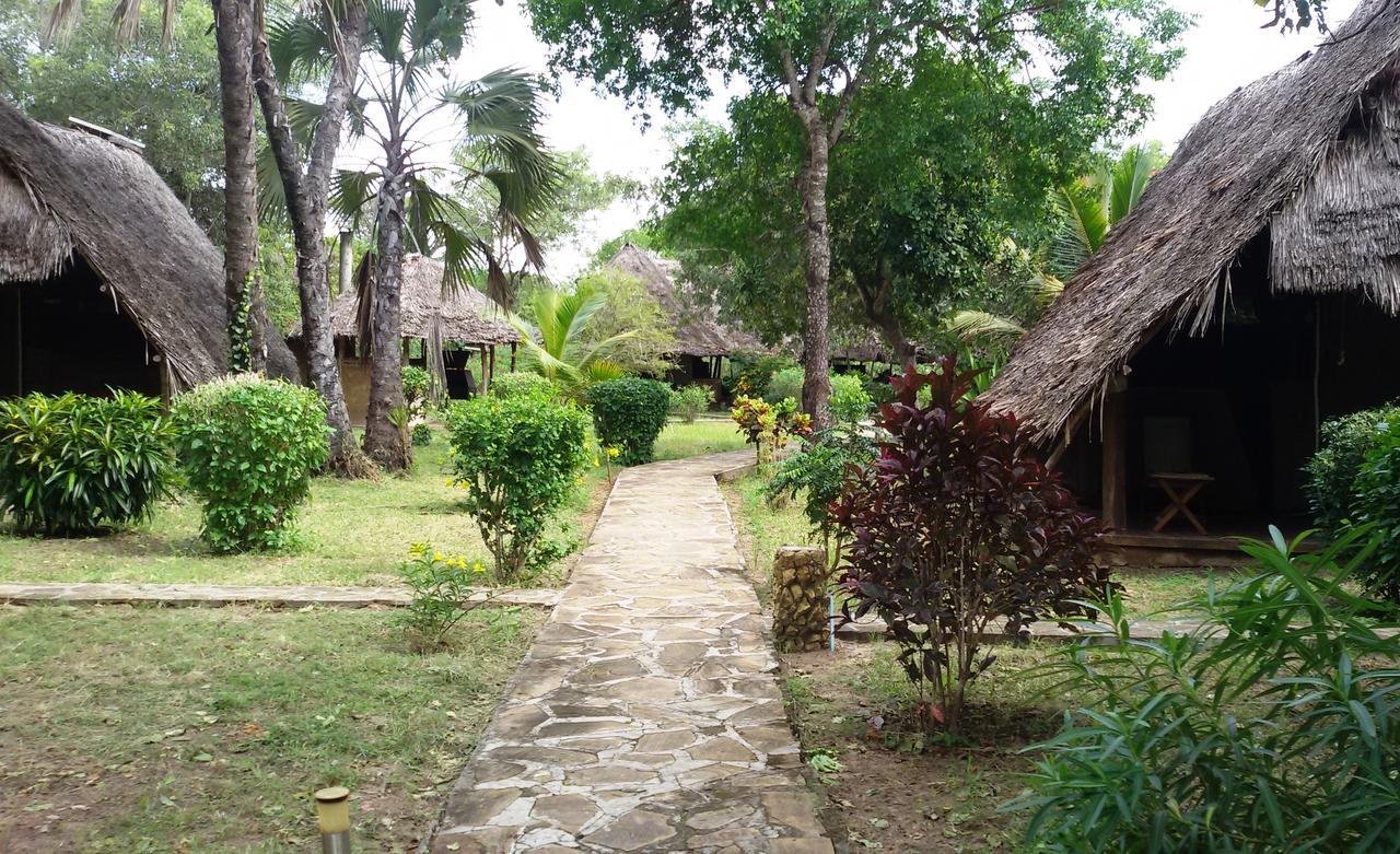 Bahari Pori Resort Pangani Exterior photo